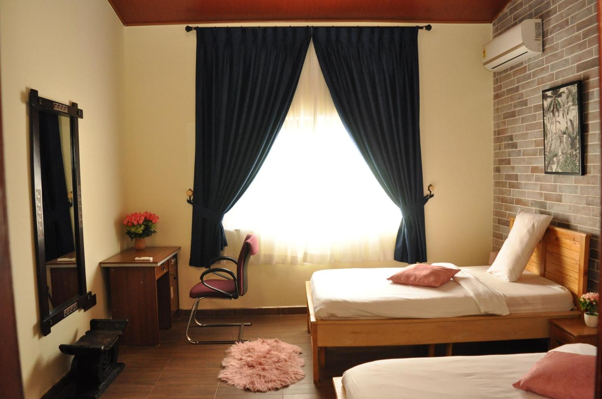 Santa Monica Home Lodge Senchi Extérieur photo